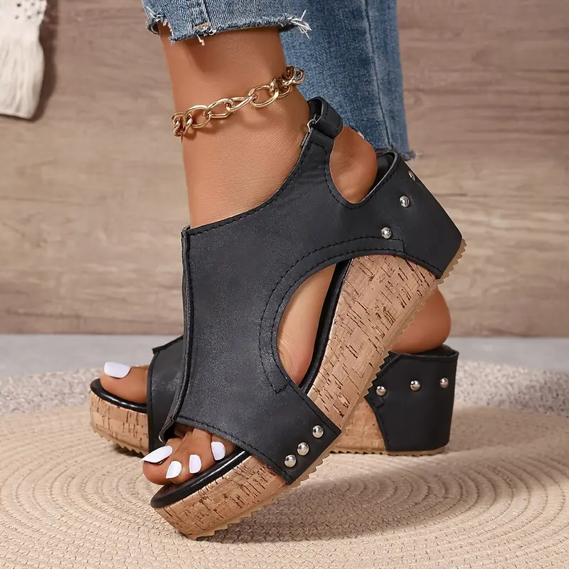 Jana - Chic Wedge Sandals