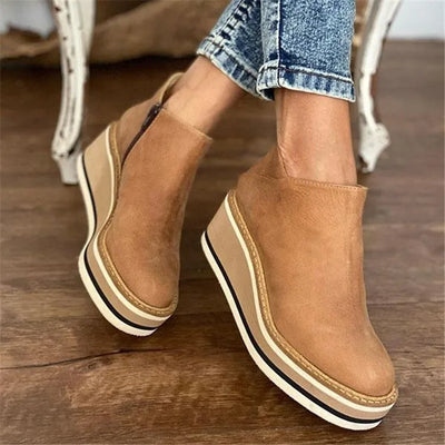 Mila - Casual Everyday Wedge
