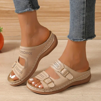 Nella - Classic Charm Sandals