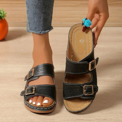 Nella - Classic Charm Sandals